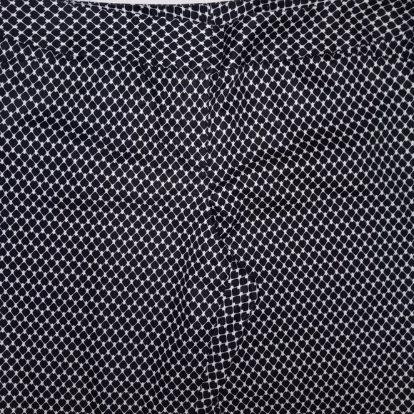 WORTHINGTON WOMAN MODERN FIT COTTON BLEND CAPRI PANTS - Picture 6 of 15